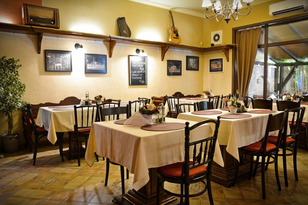 Pension Yellow Timisoara Ngoại thất bức ảnh